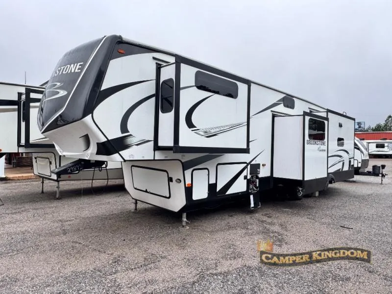 2023 Coachmen Brookstone 398MBL - Photo 3