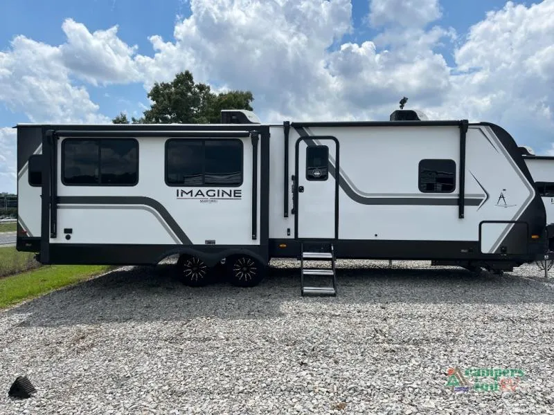 2027 Grand Design Imagine 2970RL - Photo 4
