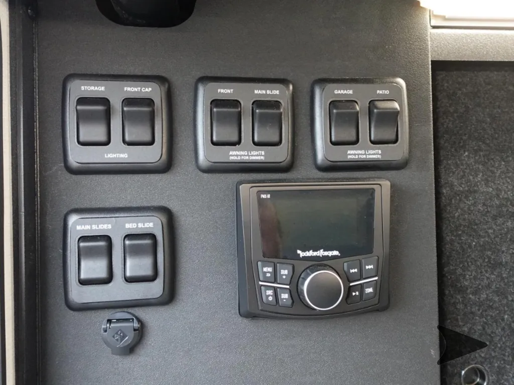 2025 Brinkley Model G 3250, Photos photo 26
