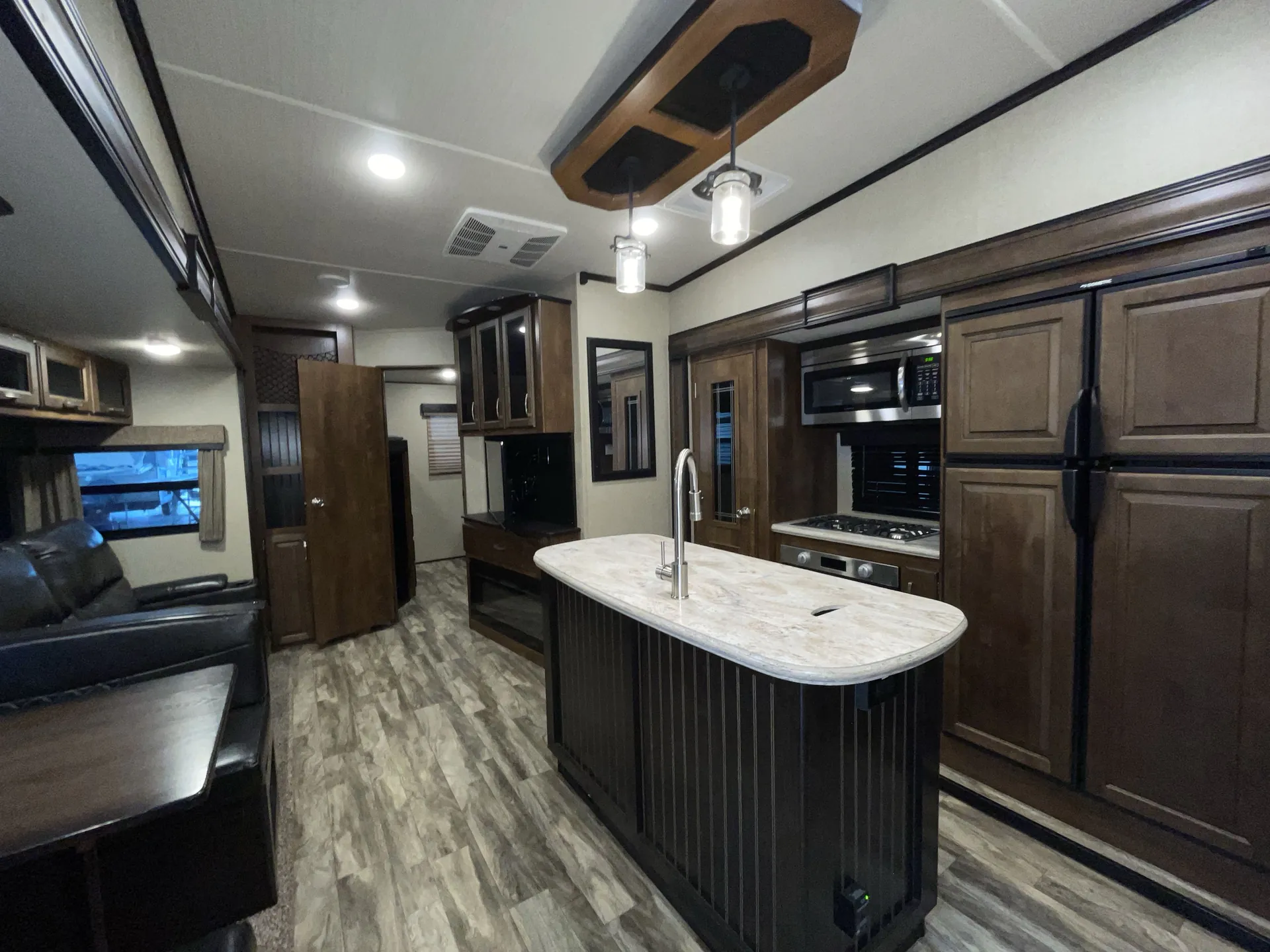 2019 Grand Design Reflection 311BHS — living area main