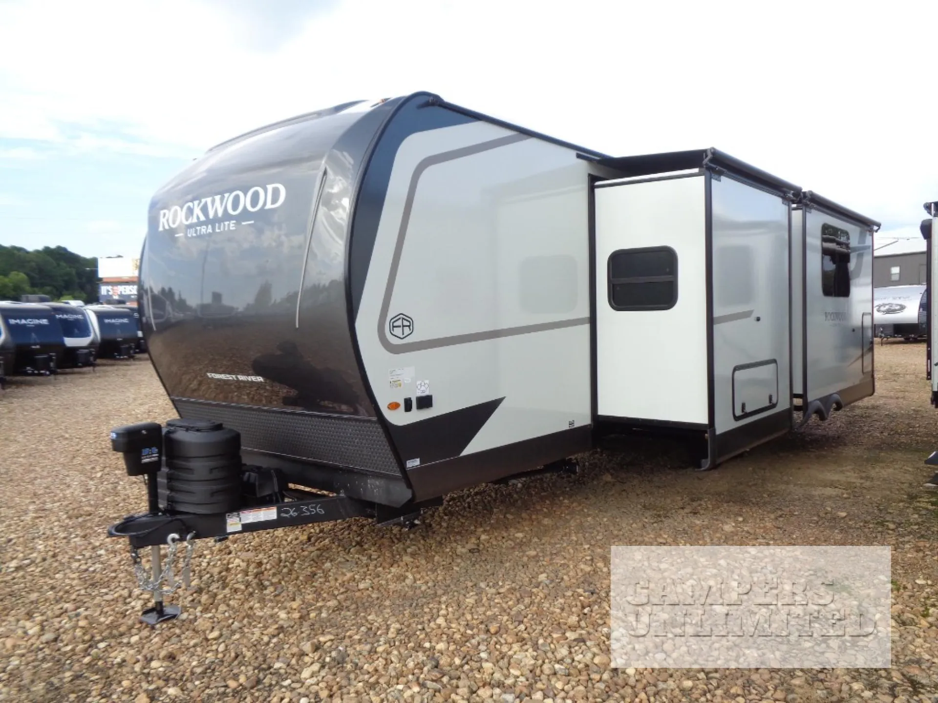 2027 Forest River Rockwood Ultra Lite 2711RK - Photo 4