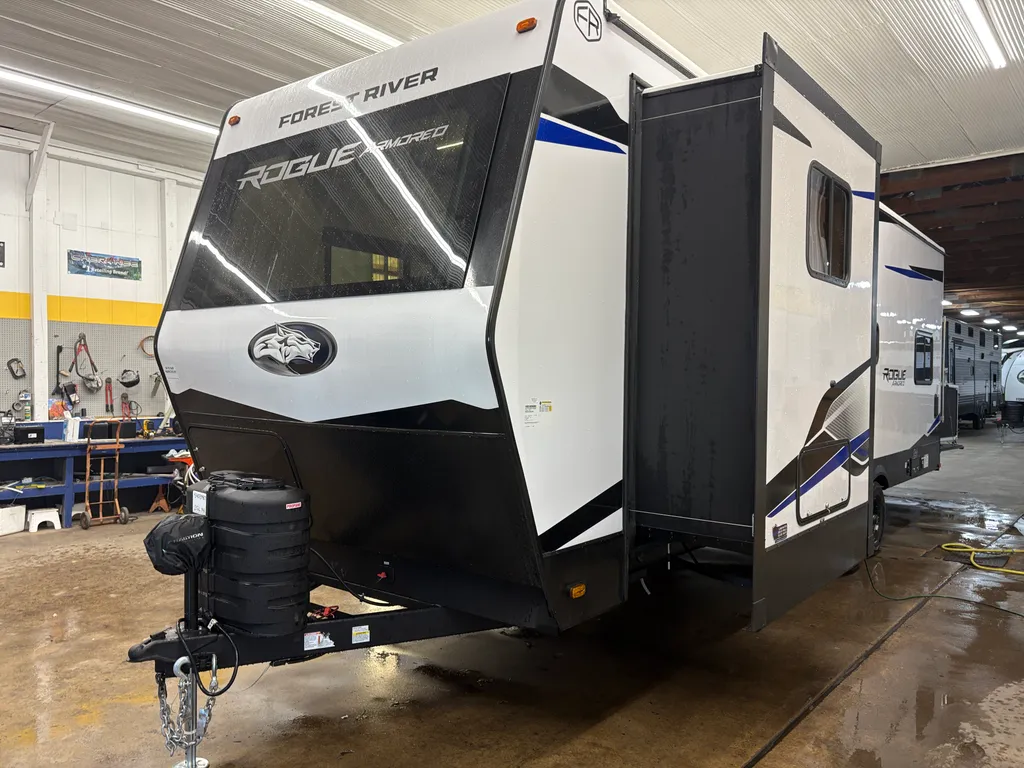 2026 Forest River Vengeance Rogue Armored 25L141, Photos photo 7