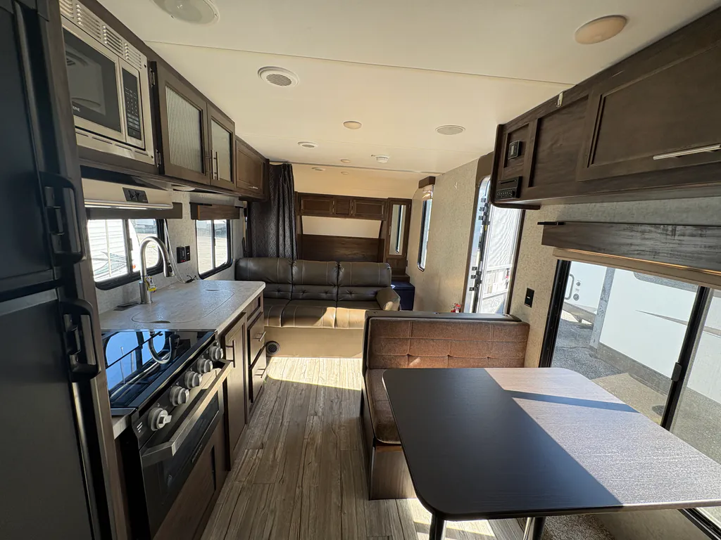 2019 Forest River Cherokee Grey Wolf 26DJSE, Photos photo 9
