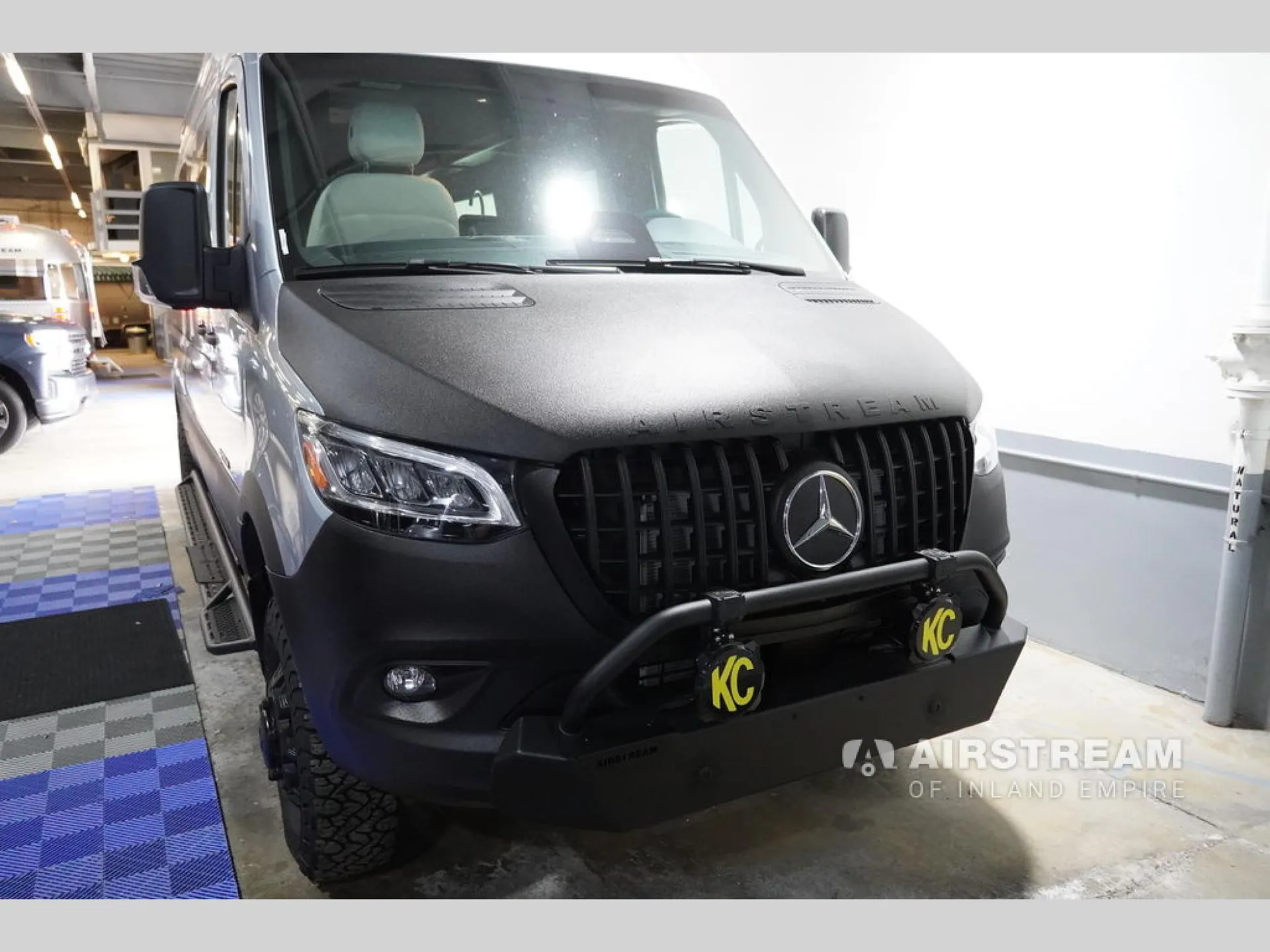 2026 Airstream Interstate 24GLX - Photo 2