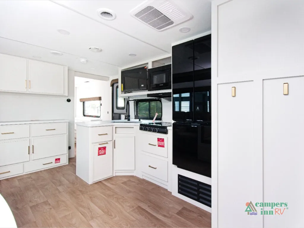 2027 Grand Design Transcend 335BHT, Photos photo 13