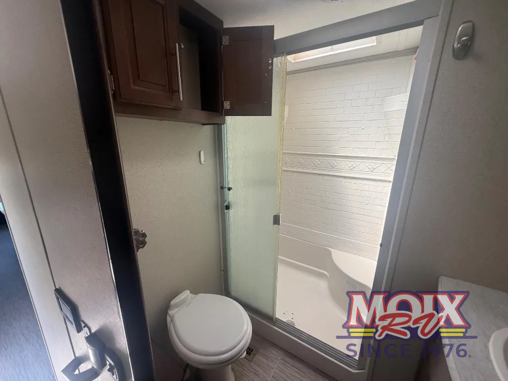 2019 Forest River Wildcat 383MB, Photos photo 17