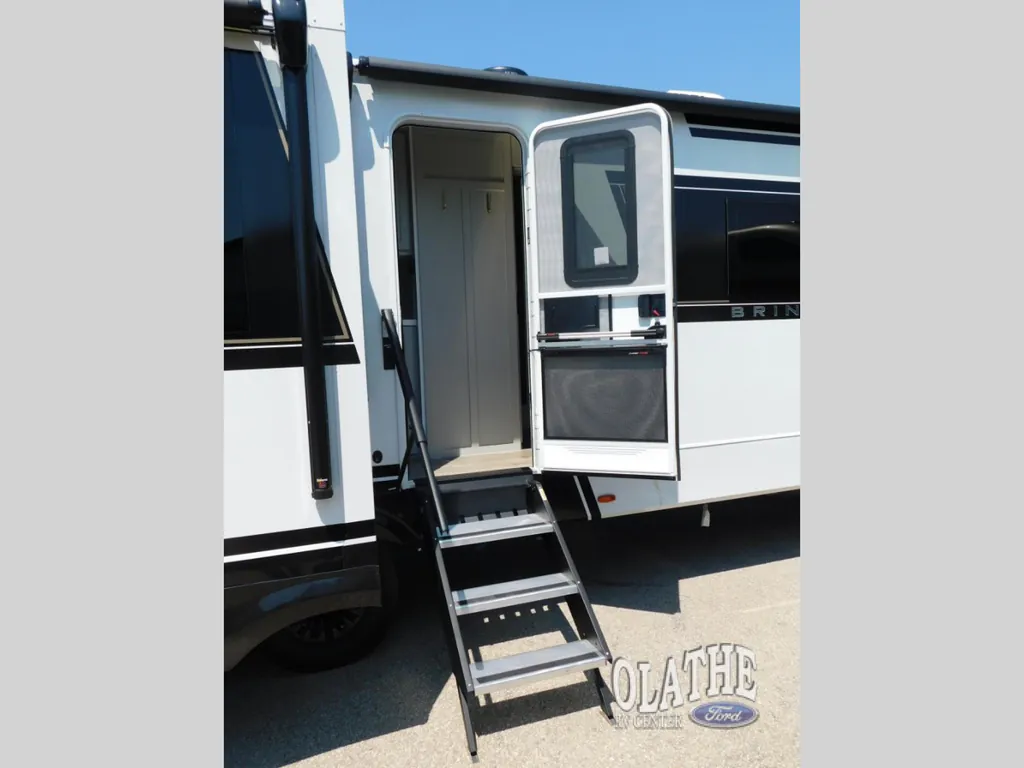 2026 Brinkley Model Z Air 297, Photos photo 7