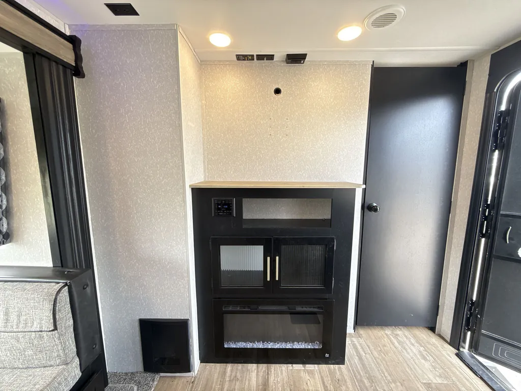 2022 Forest River Cherokee 274BRB, Photos photo 18