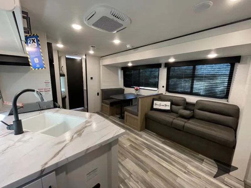 2026 Jayco Jay Flight SLX 261BHS - Photo 3