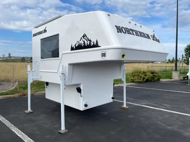 2025 Northern Lite 610 New    Std Model - Main photo