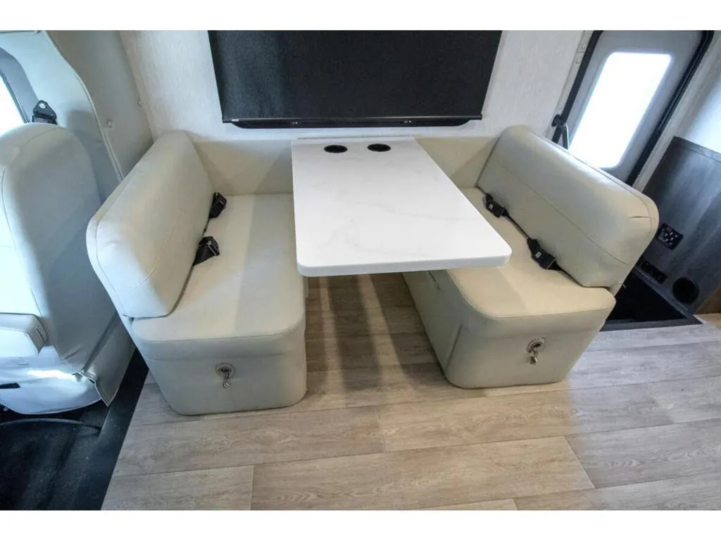 2026 Nexus Ghost 33DS, Photos photo 9