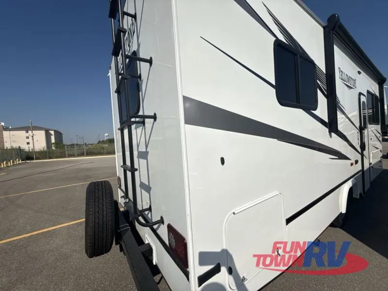 2026 Gulf Stream RV Yellowstone 6280LE - Photo 3