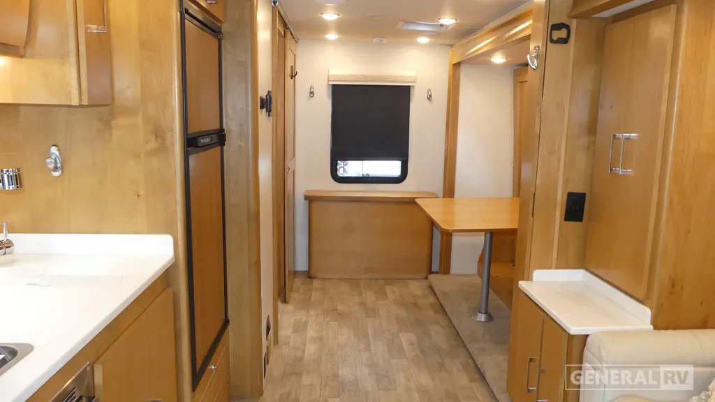 2019 Tiffin Wayfarer 24 FW, Photos photo 16