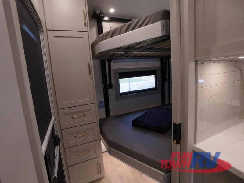 2026 Brinkley Model Z New    3210 - Photo 4