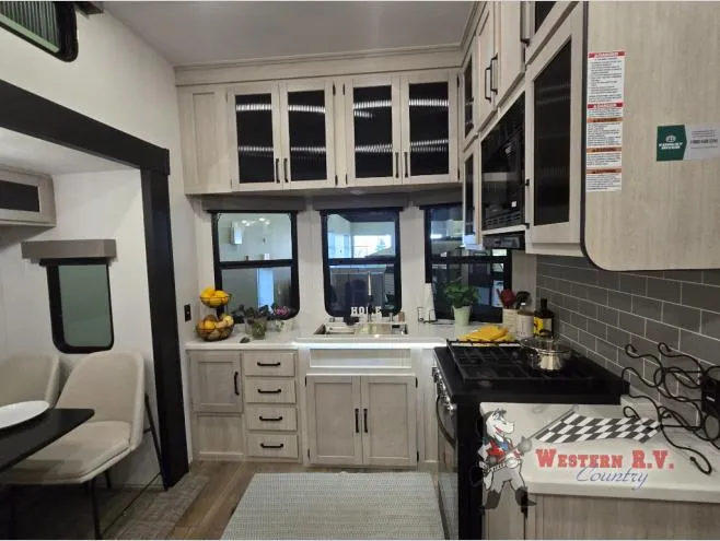 2026 Forest River Puma Vista 403LFT - Photo 4