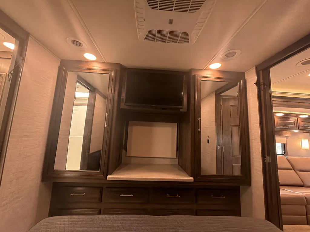 2021 Entegra Coach Accolade 37K, Photos photo 30