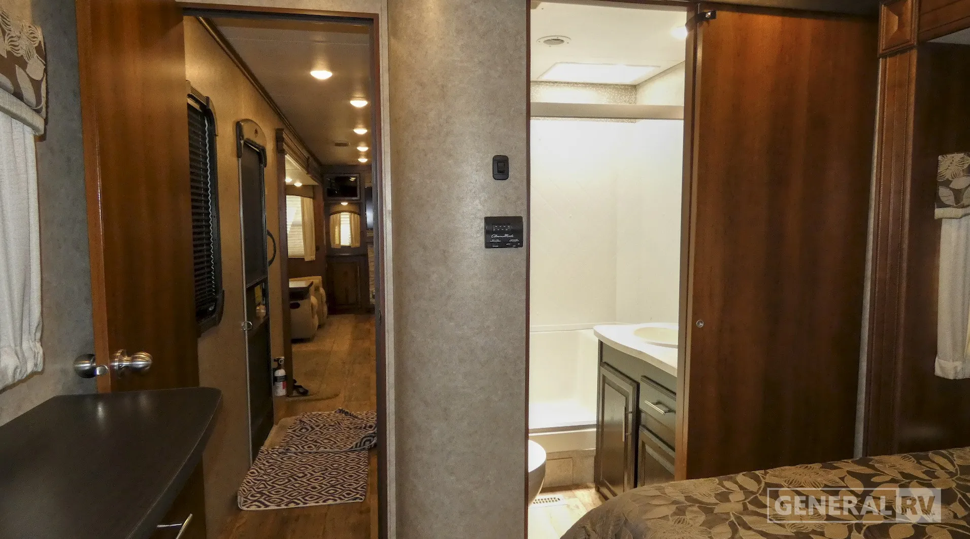 2017 Jayco Eagle 338RETS - Photo 3