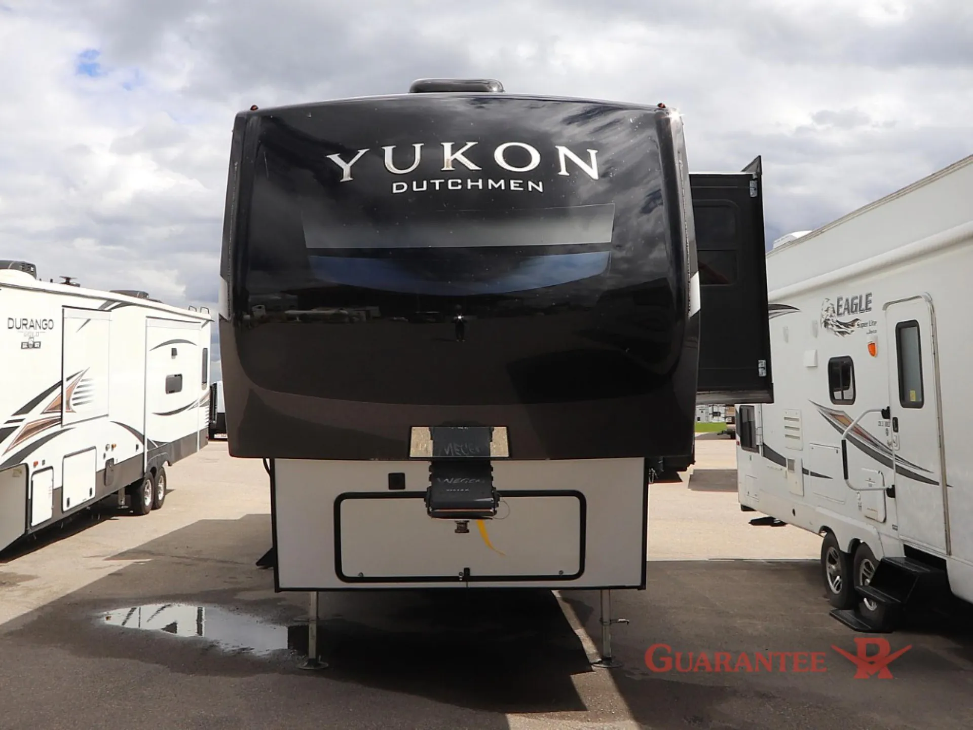 2022 Dutchmen Yukon 399ML dealer photo 2 from Guarantee RV