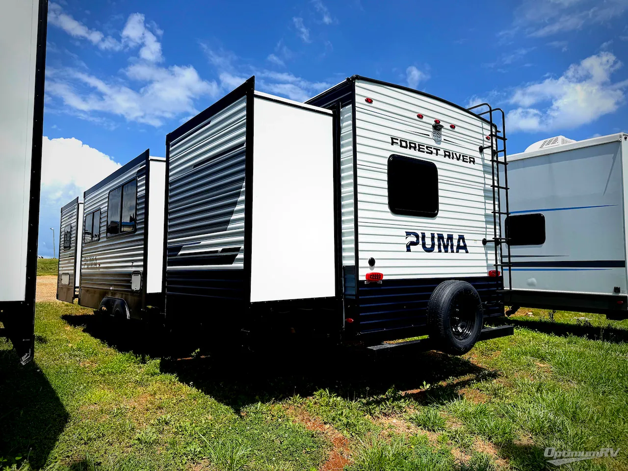2027 Forest River Puma 32RBFQ - Photo 4