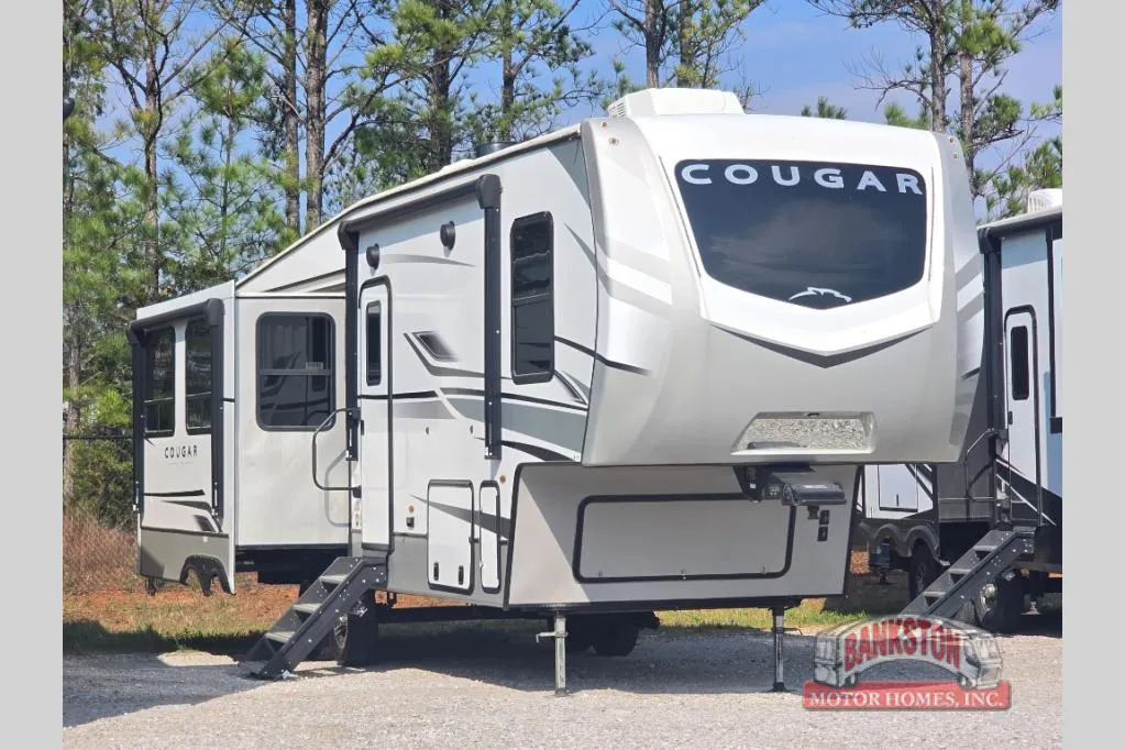 2023 Keystone Cougar 290RLS - Photo 2