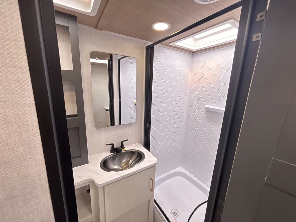 2026 Forest River Vibe Extreme Lite 2500CK, Photos photo 14