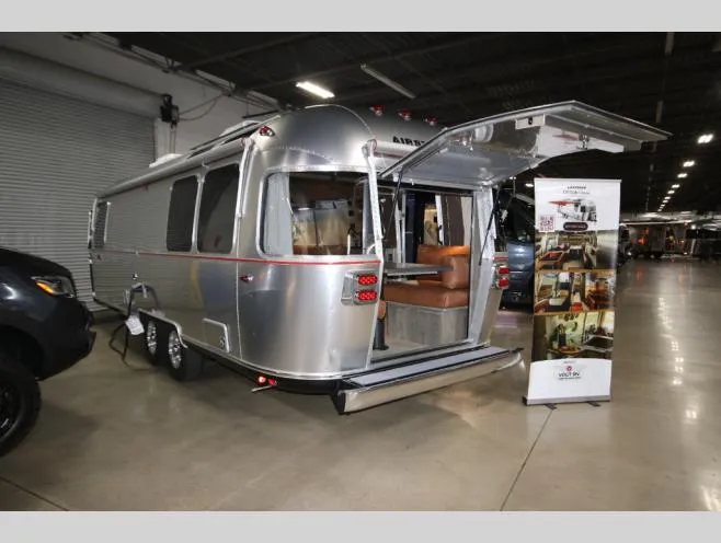 2026 Airstream Stetson + 6666 Special Edition 27FBQ - Main photo