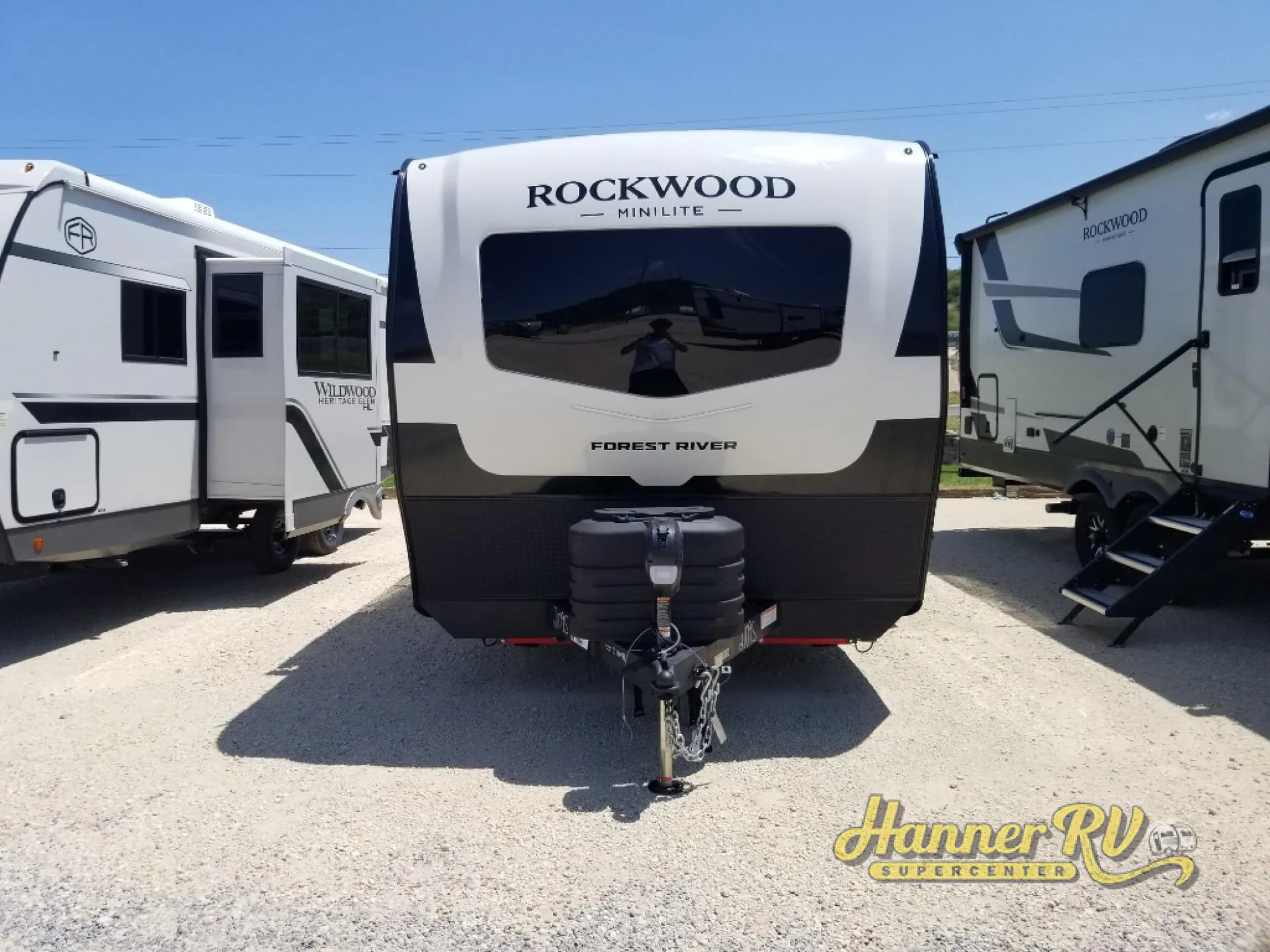 2027 Forest River Rockwood Mini Lite 2109S - Photo 3