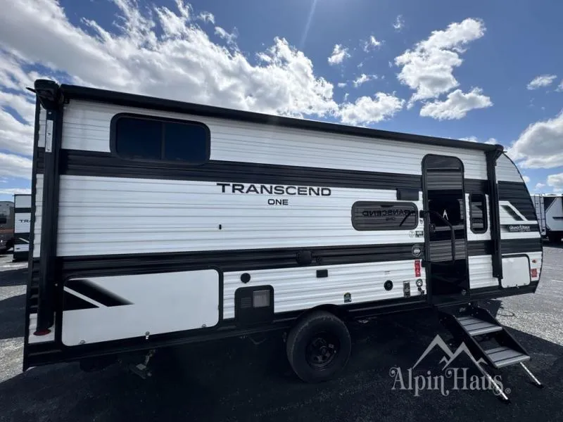 2026 Grand Design Transcend One 161BH - Photo 4