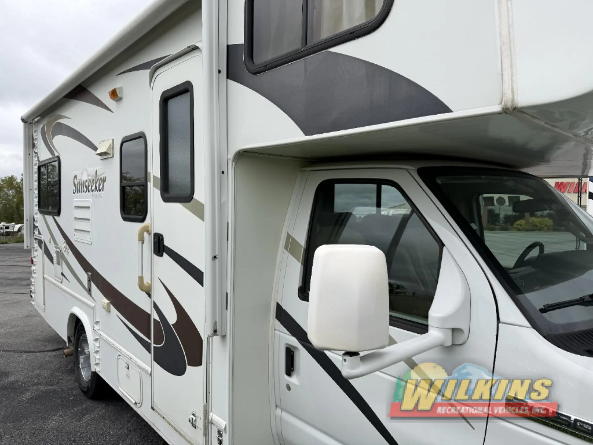 2010 Forest River Sunseeker 2300