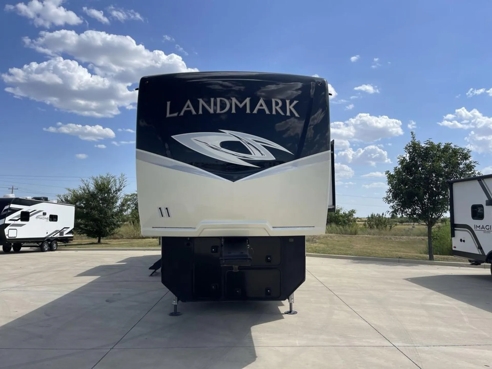 2021 Heartland Landmark Fifth Wheel Chesapeake