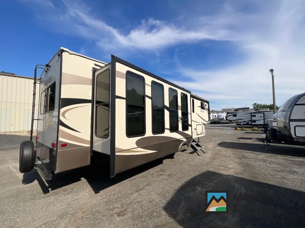 2018 Forest River Wildcat 34WB, Photos photo 9