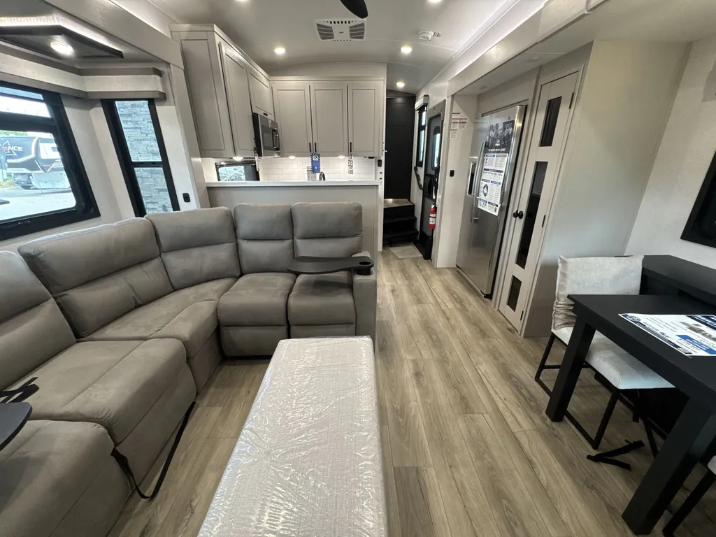 2026 Jayco North Point 395DSDB, Photos photo 14