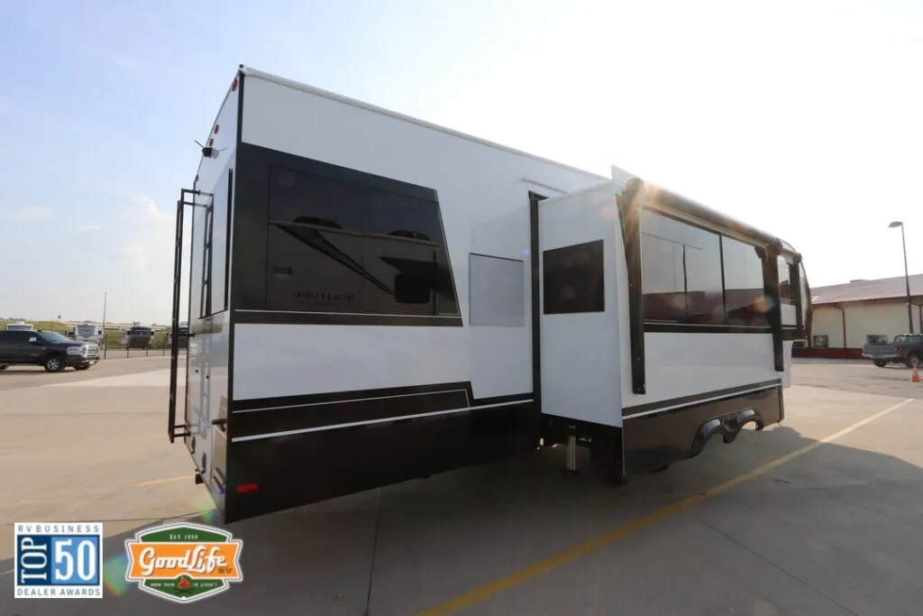 2026 Brinkley Model Z 3515, Photos photo 11