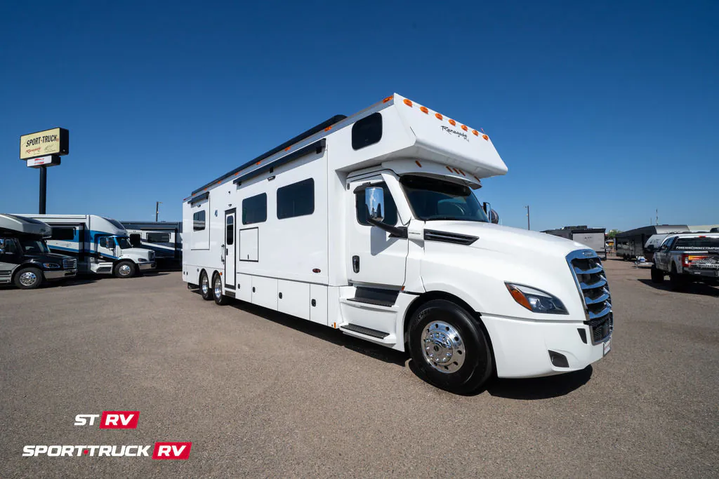 2027 Renegade RV Classic 43CMD - Photo 2