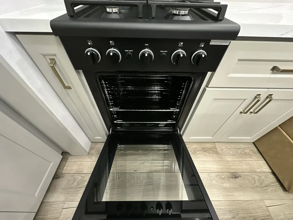 2026 Brinkley Model G 3970, Photos photo 23