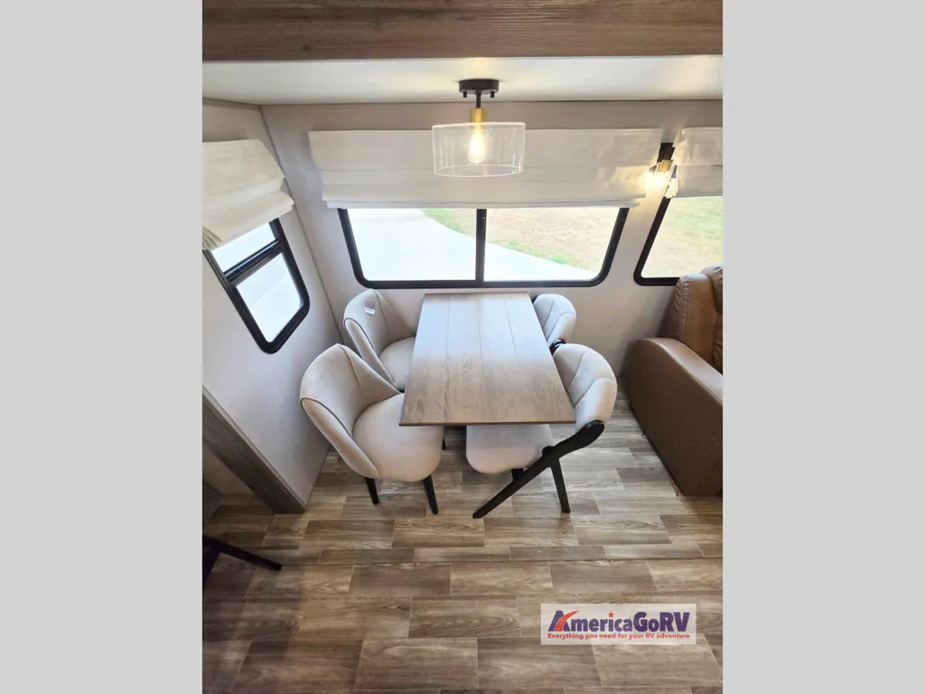 2024 Forest River Vibe 34XL, Photos photo 8
