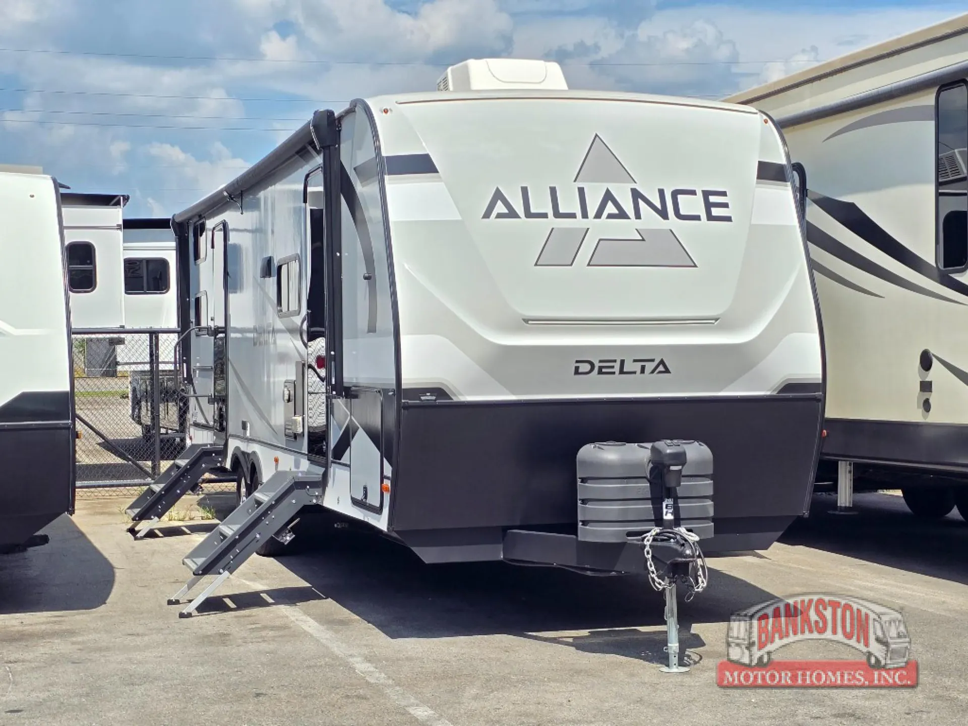 2024 Alliance RV Delta 281BH - Photo 2