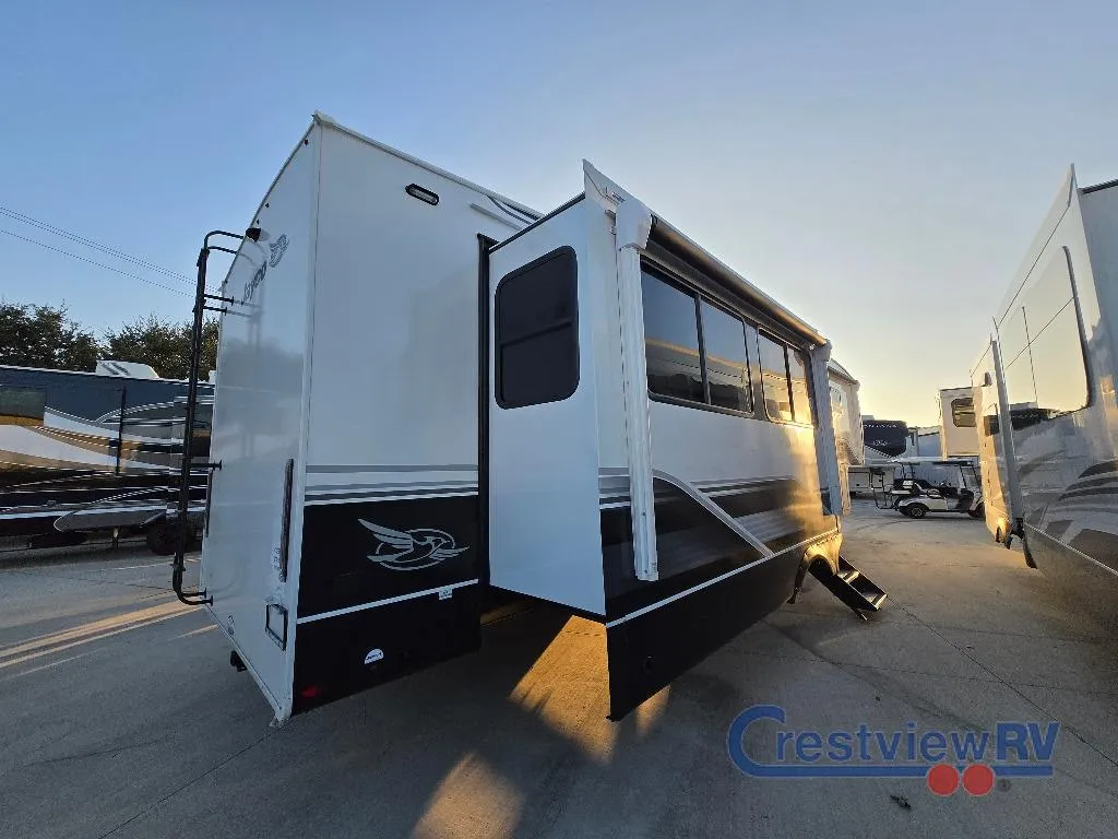 2026 Jayco Eagle 335LSTS - Photo 4