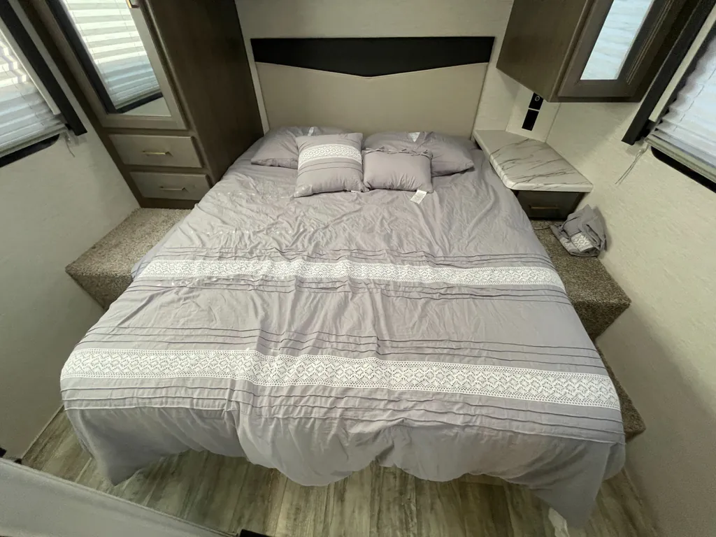 2024 Thor Motor Coach Freedom Elite 28AE, Photos photo 13