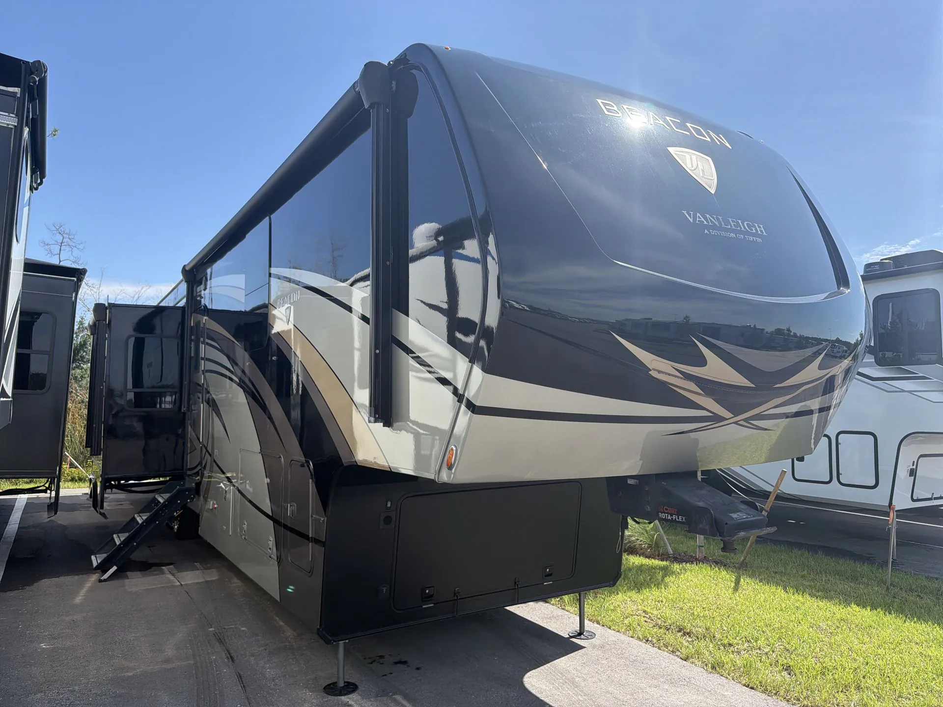 2022 Vanleigh Beacon 42RKB