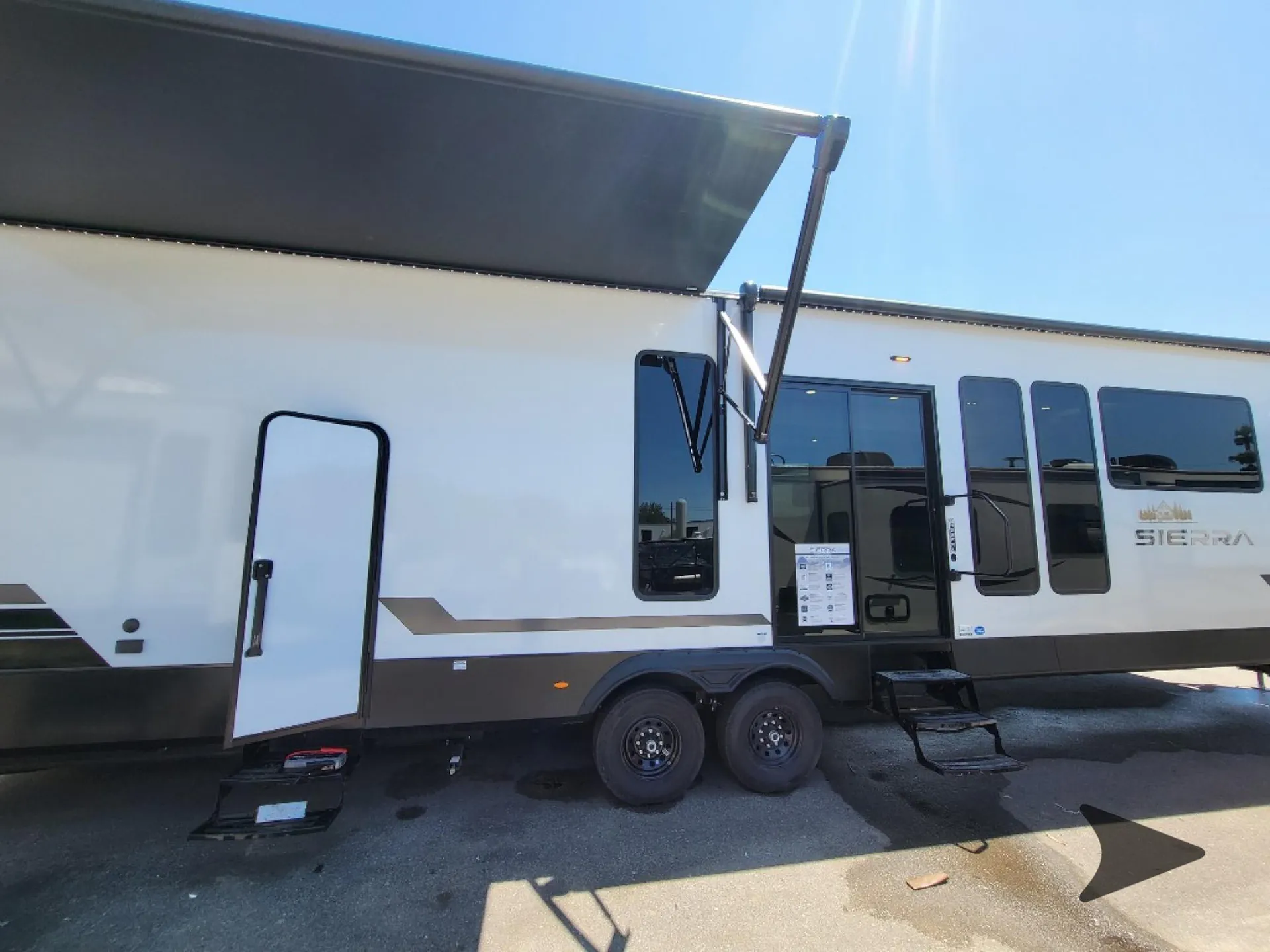 2026 Forest River Sierra Destination Trailers 422FKL - Photo 4