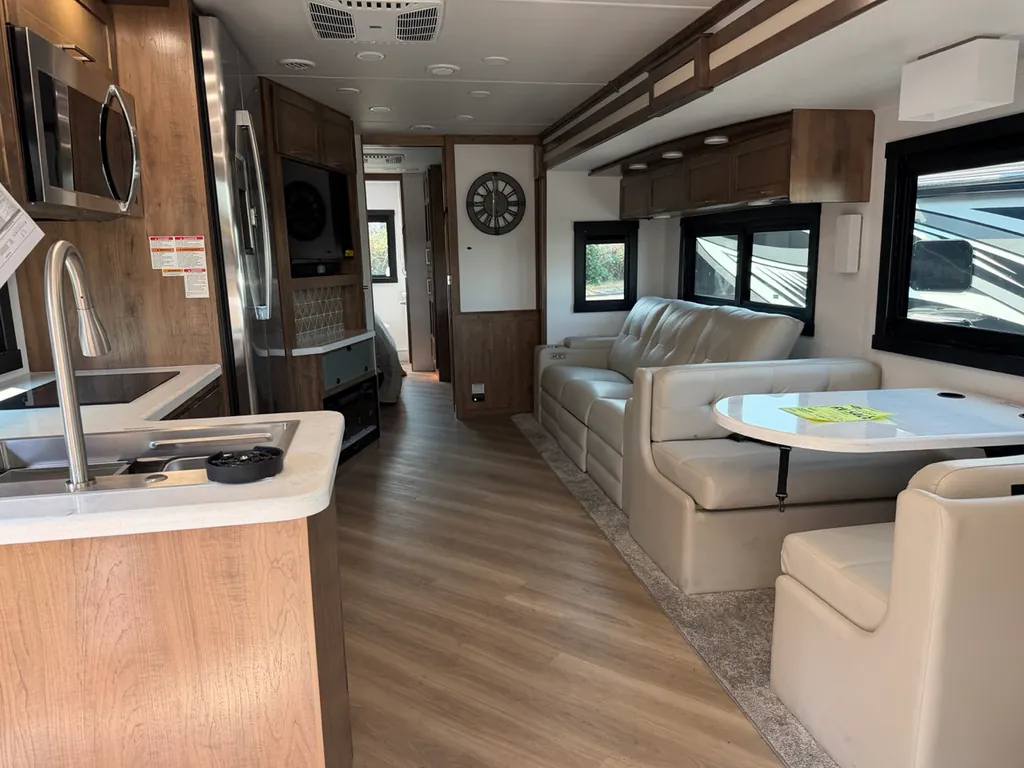 2026 Entegra Coach Accolade 37K, Photos photo 6