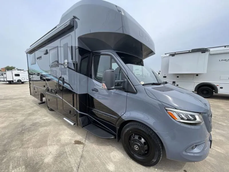 2026 Grand Design Lineage Series M 25TK - Photo 3