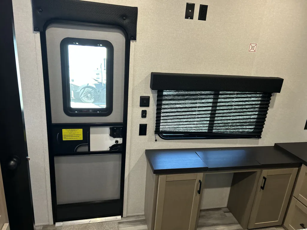 2026 Jayco Jay Flight Bungalow 401FLTS DS, Photos photo 30
