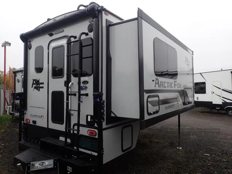 2026 Northwood Arctic Fox Camper 1140 - Photo 4
