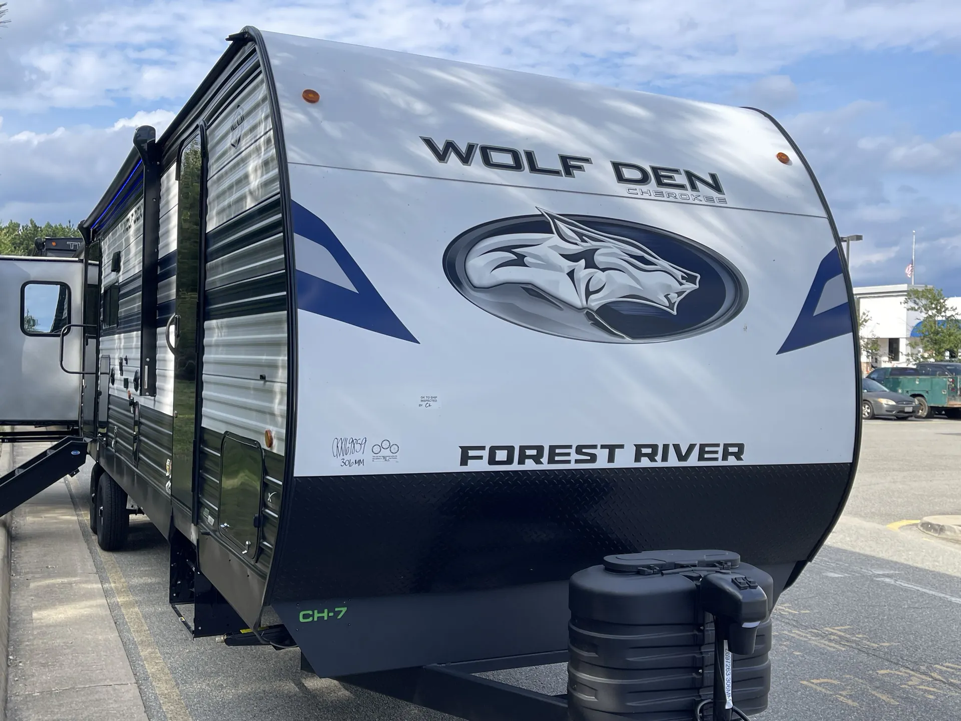 2027 Forest River Cherokee Wolf Den 306MM