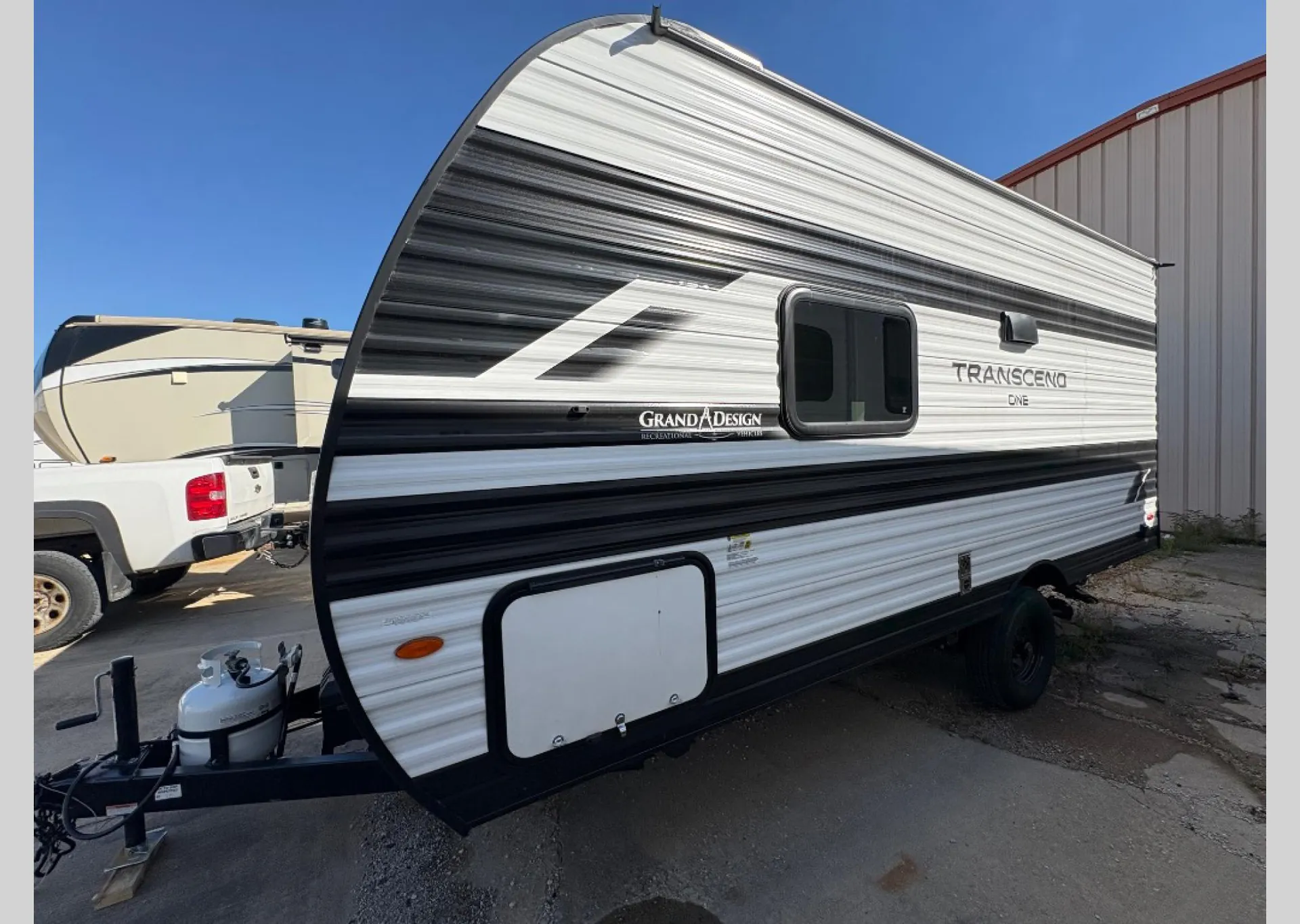 2026 Grand Design Transcend One 151RB - Photo 4