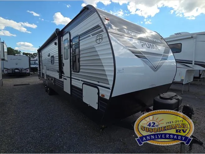 2027 Palomino Puma 337BH - Photo 2