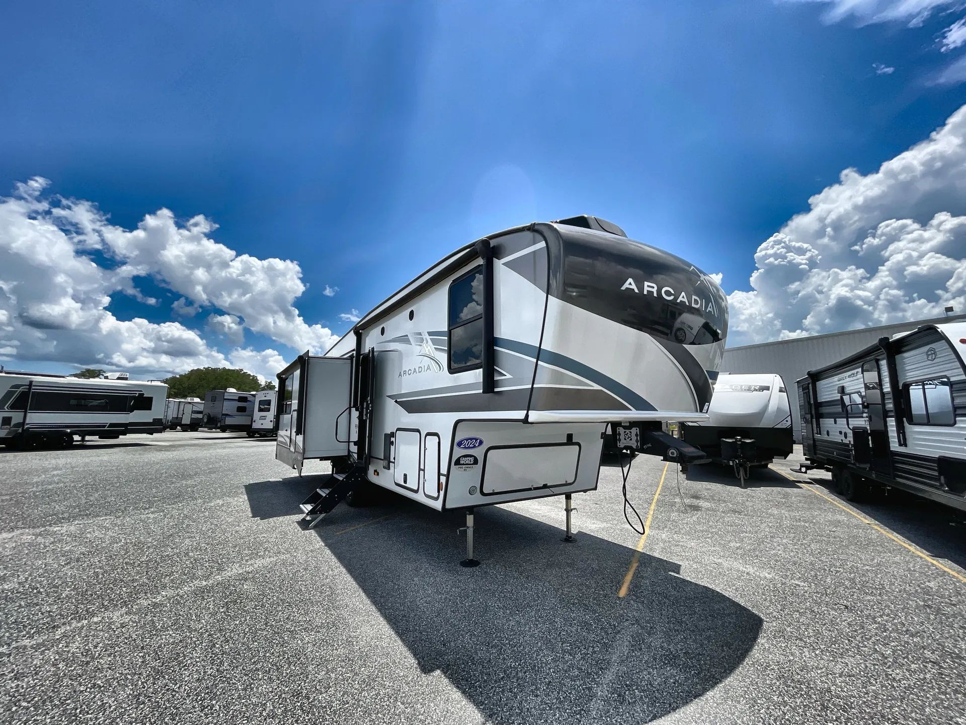 2024 Keystone Arcadia Super Lite 294SLRD - Photo 2