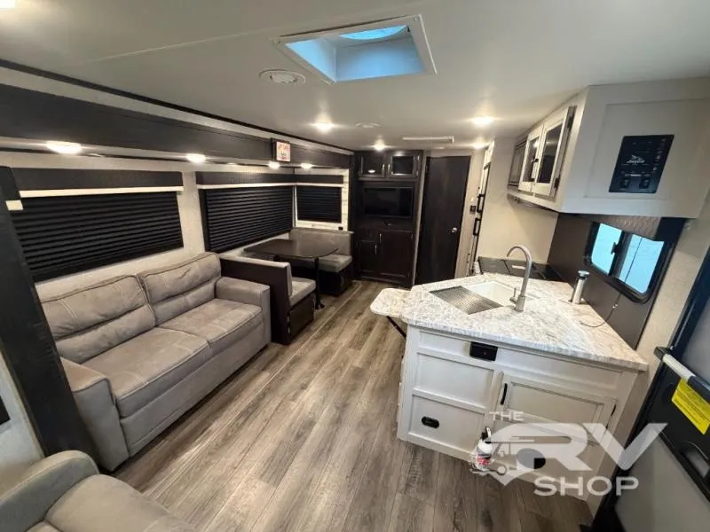 2021 Jayco Jay Feather 27RL - Photo 4